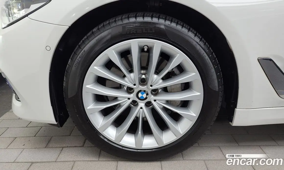 BMW 5 серия 2018 2.0 автомат (гидро), фото 5 BMW 5 серия 2018 2.0 автомат (гидро), фото 5
