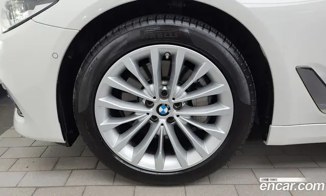 BMW 5 серия 2018 2.0 автомат (гидро), миниатюра 5 BMW 5 серия 2018 2.0 автомат (гидро), миниатюра 5