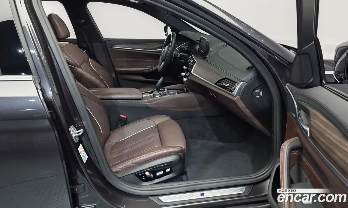 BMW 5 серия 2019 2.0 автомат (гидро), фото 17