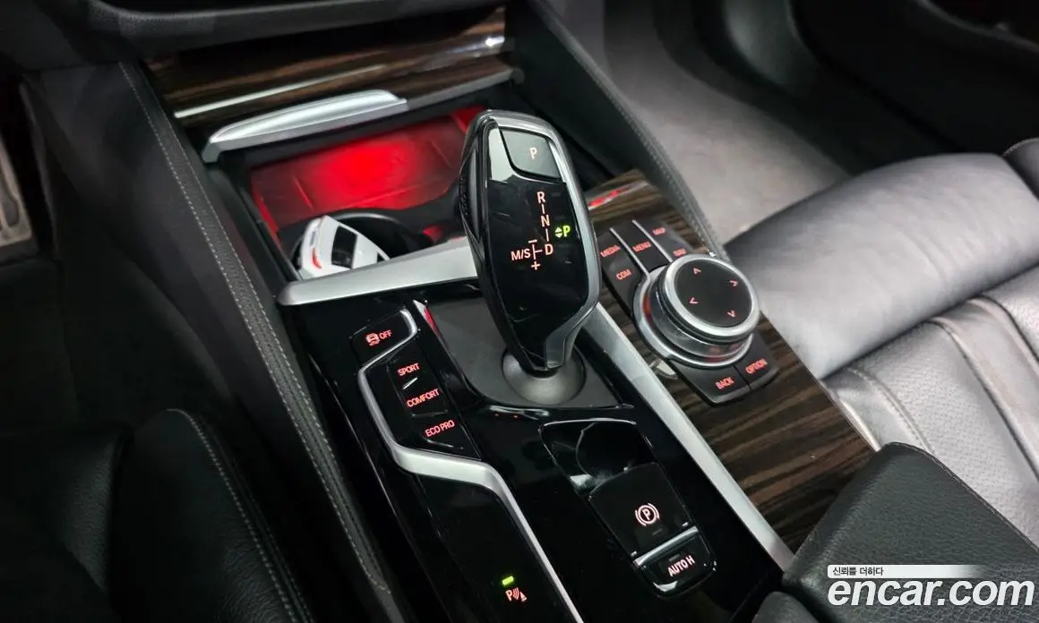 BMW 5 серия 2022 2.0 автомат (гидро), фото 12