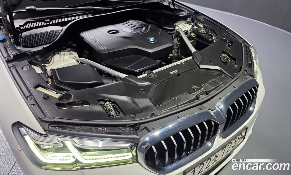 BMW 5 серия 2022 2.0 автомат (гидро), фото 6