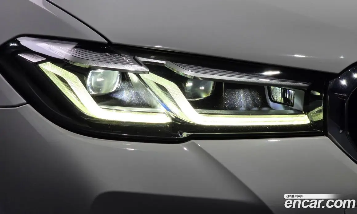 BMW 5 серия 2022 2.0 автомат (гидро), фото 8
