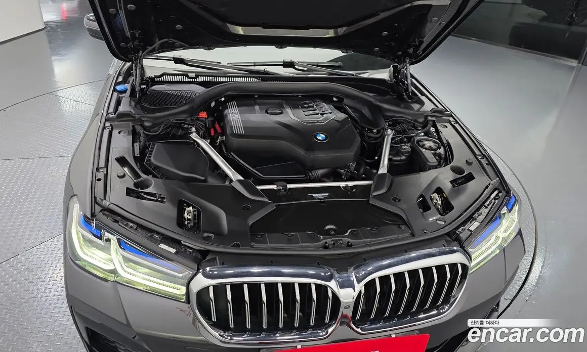 BMW 5 серия 2023 2.0 автомат (гидро), фото 6 BMW 5 серия 2023 2.0 автомат (гидро), фото 6