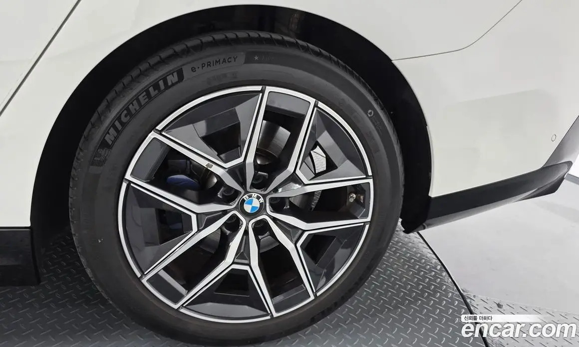 BMW 5 серия 2024 2.0 автомат (гидро), фото 6 BMW 5 серия 2024 2.0 автомат (гидро), фото 6
