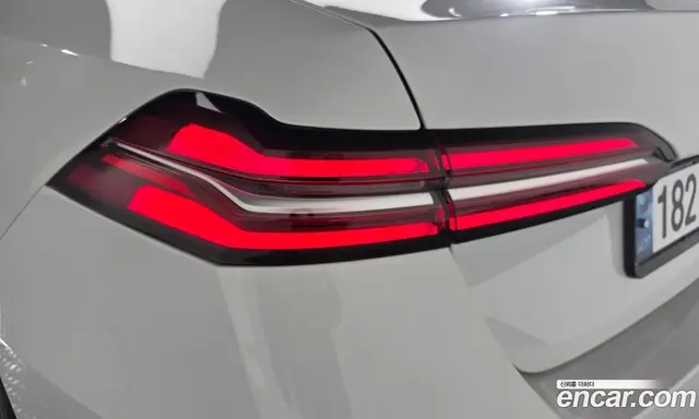 BMW 5 серия 2024 2.0 автомат (гидро), миниатюра 8 BMW 5 серия 2024 2.0 автомат (гидро), миниатюра 8