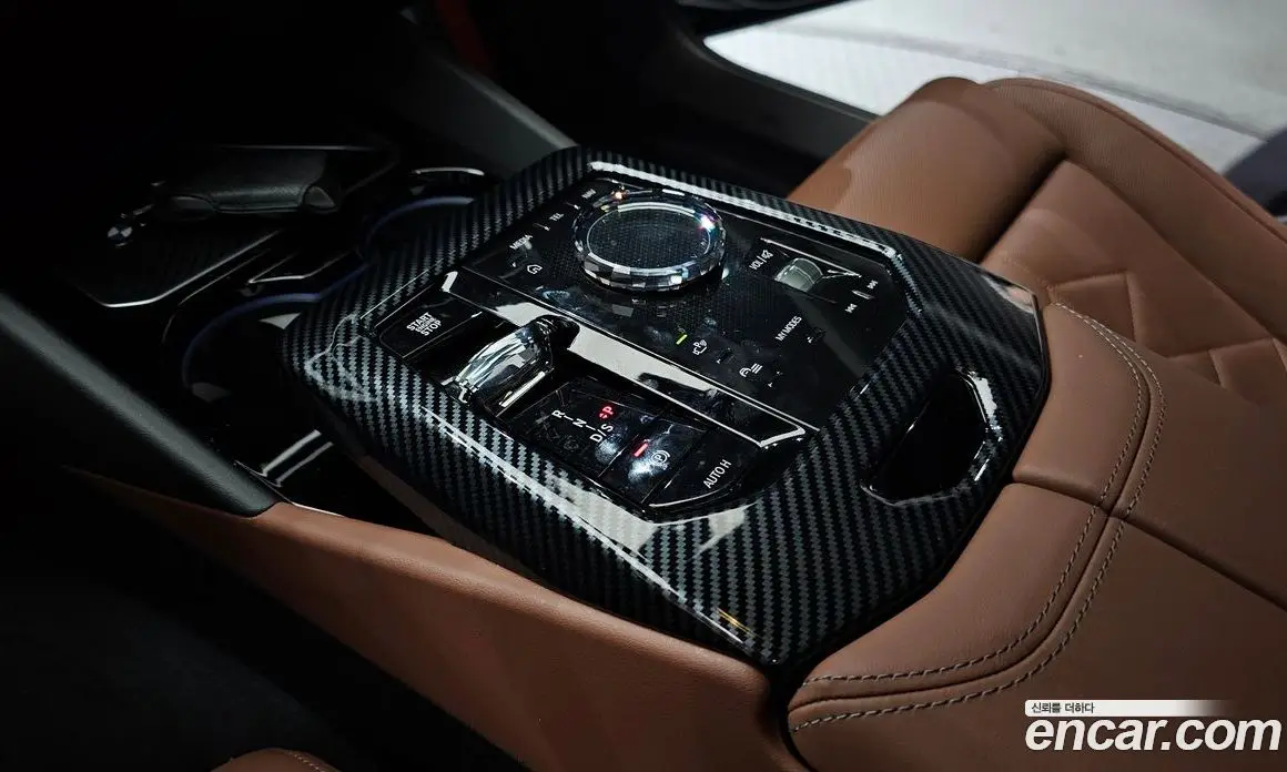 BMW 5 серия 2025 2.0 автомат (гидро), фото 12