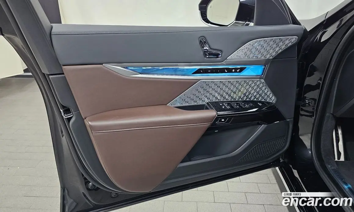 BMW 7 серия 2023 3.0 автомат (гидро), фото 14