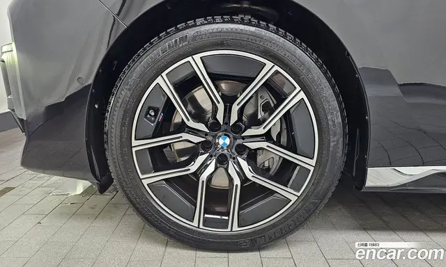 BMW 7 серия 2023 3.0 автомат (гидро), миниатюра 5