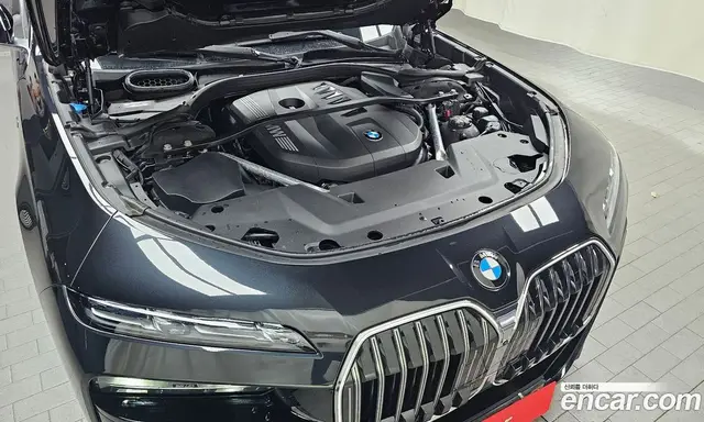 BMW 7 серия 2023 3.0 автомат (гидро), миниатюра 6