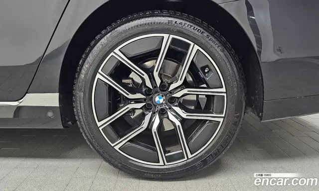 BMW 7 серия 2023 3.0 автомат (гидро), миниатюра 7