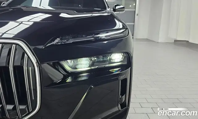 BMW 7 серия 2023 3.0 автомат (гидро), миниатюра 8