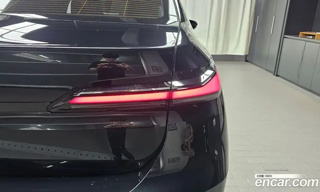 BMW 7 серия 2023 3.0 автомат (гидро), миниатюра 9