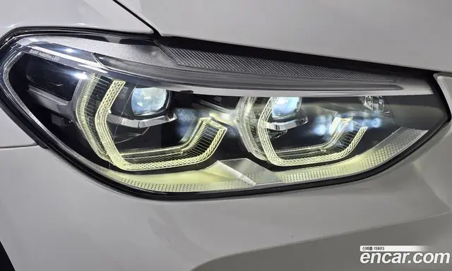 BMW X3 2019 2.0 автомат (гидро), миниатюра 8