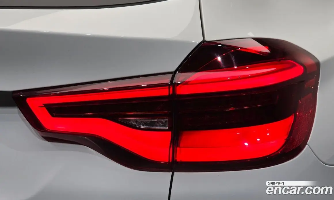 BMW X3 2019 2.0 автомат (гидро), фото 9