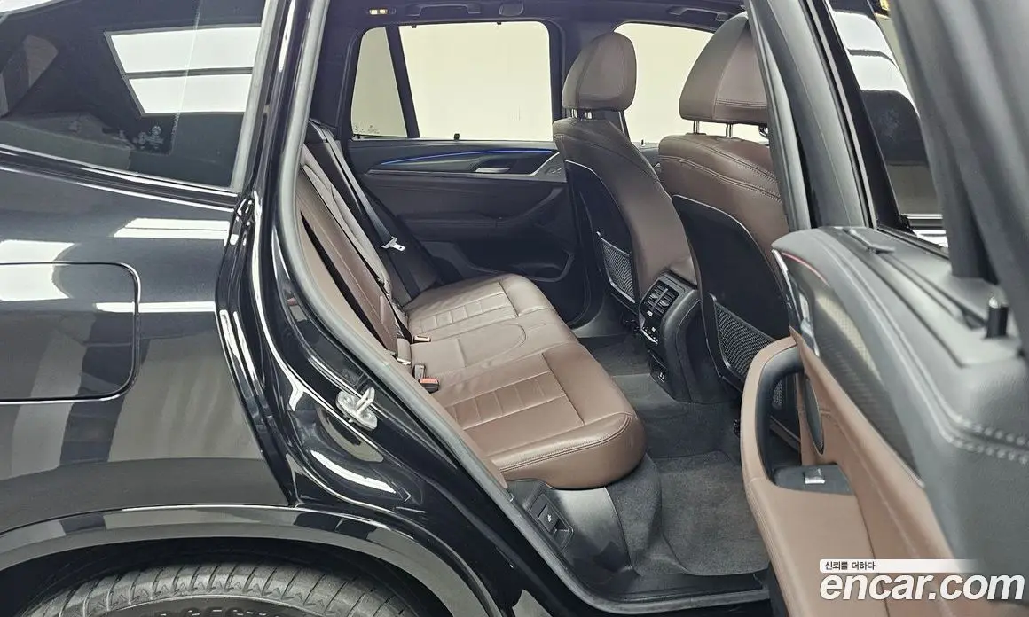 BMW X3 2024 2.0 автомат (гидро), фото 17 BMW X3 2024 2.0 автомат (гидро), фото 17