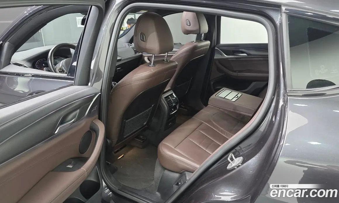BMW X4 2021 2.0 автомат (гидро), фото 17