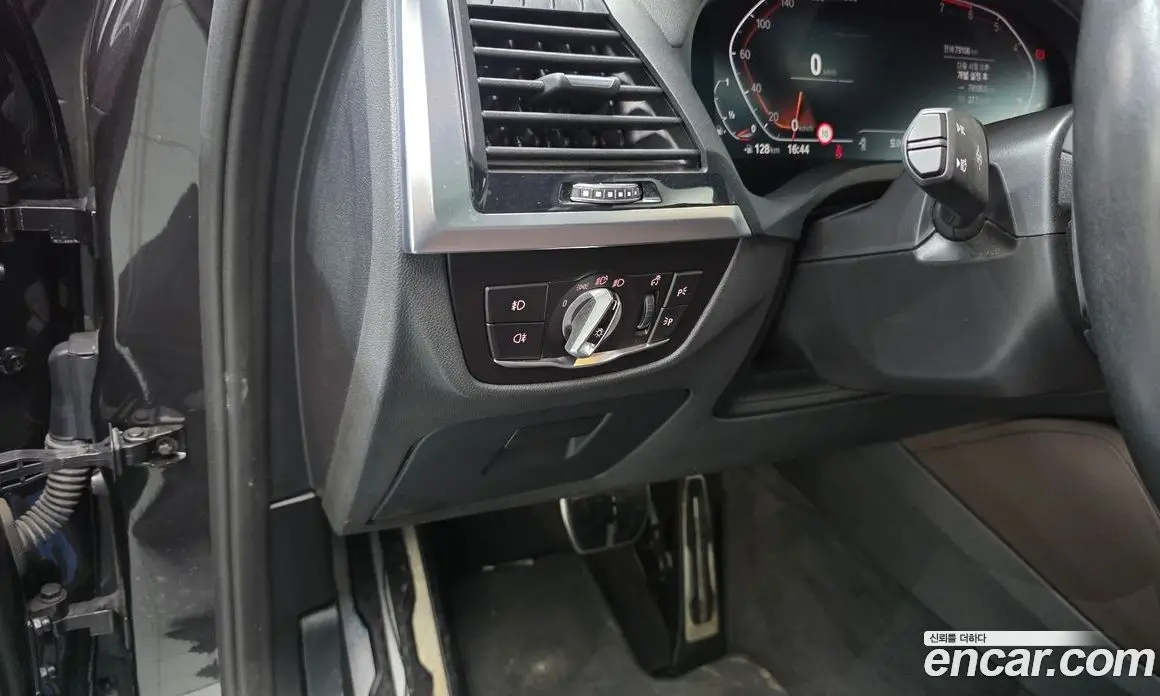 BMW X4 2021 2.0 автомат (гидро), фото 20