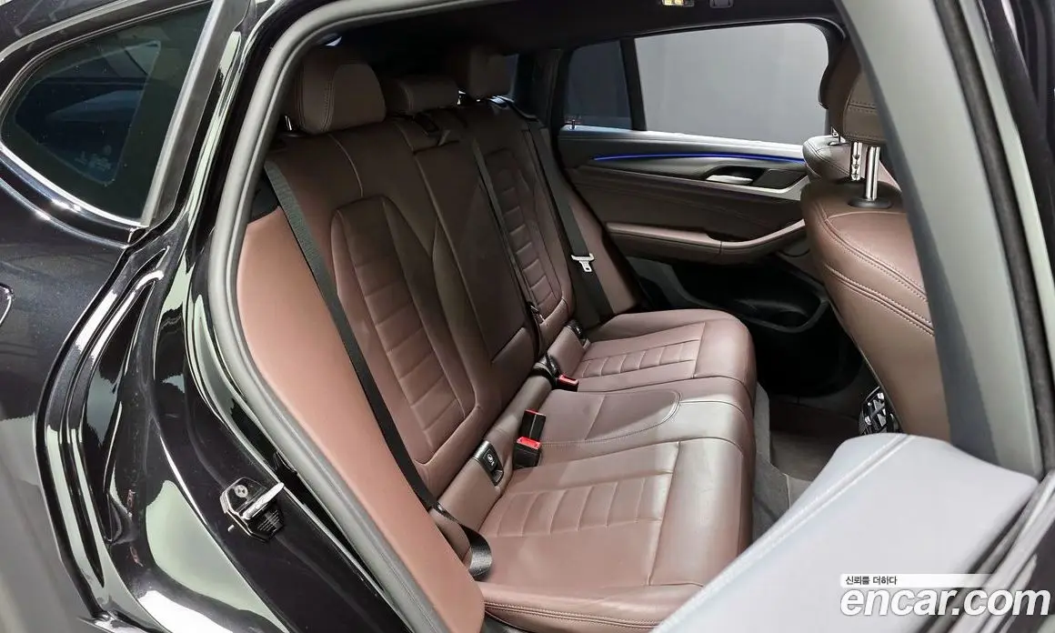 BMW X4 2025 2.0 автомат (гидро), фото 17