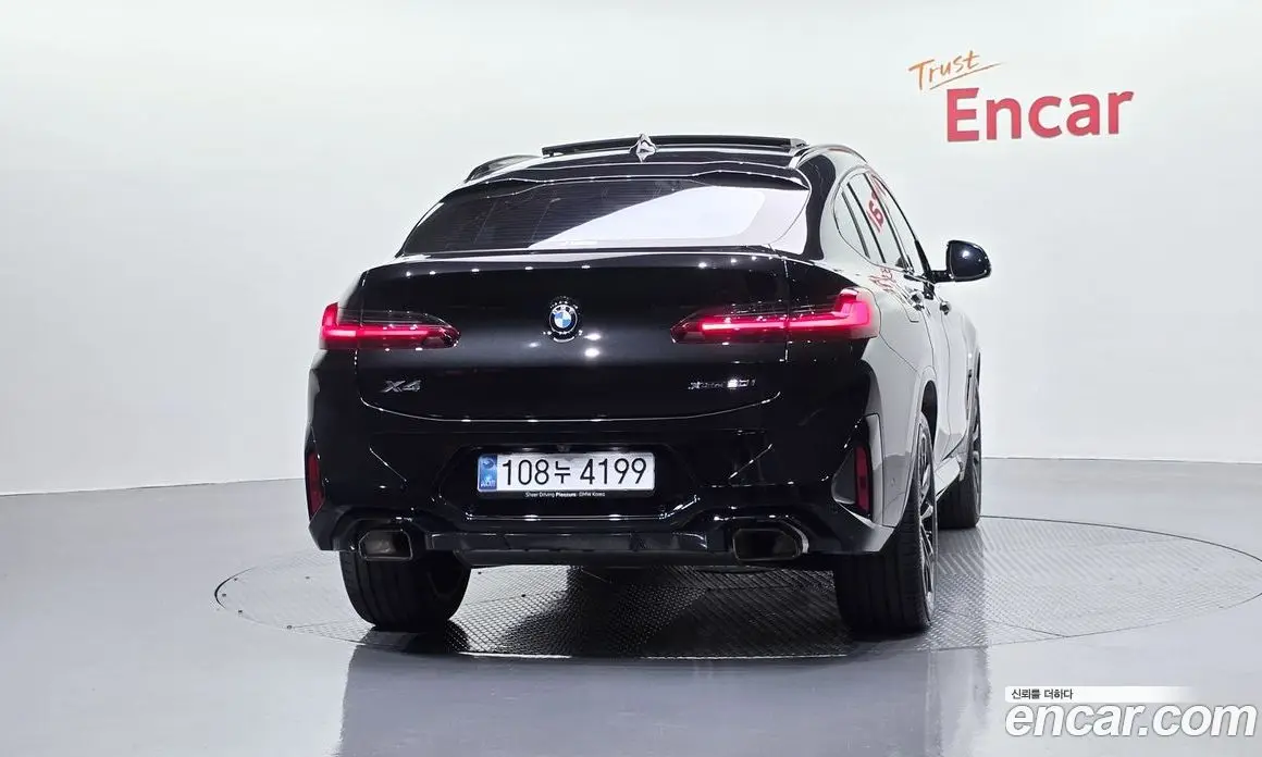 BMW X4 2025 2.0 автомат (гидро), фото 4