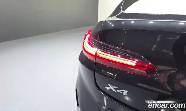 BMW X4 2025 2.0 автомат (гидро), миниатюра 9