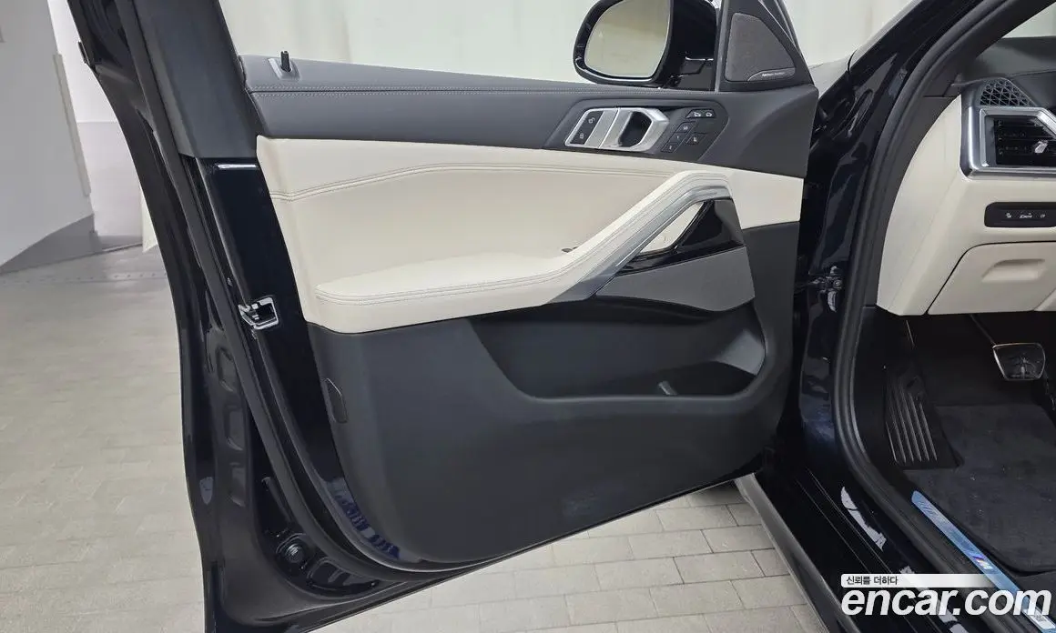 BMW X6 2025 3.0 автомат (гидро), фото 13