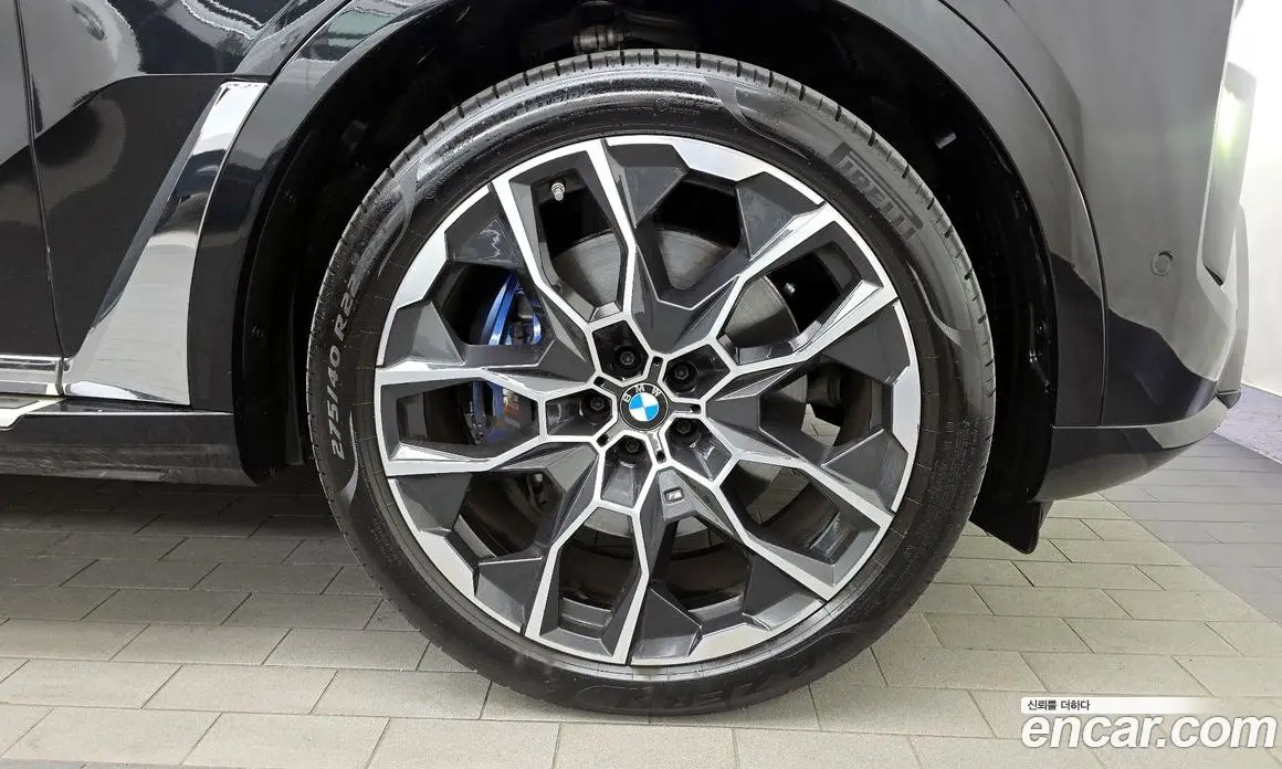 BMW X7 2024 3.0 автомат (гидро), фото 7