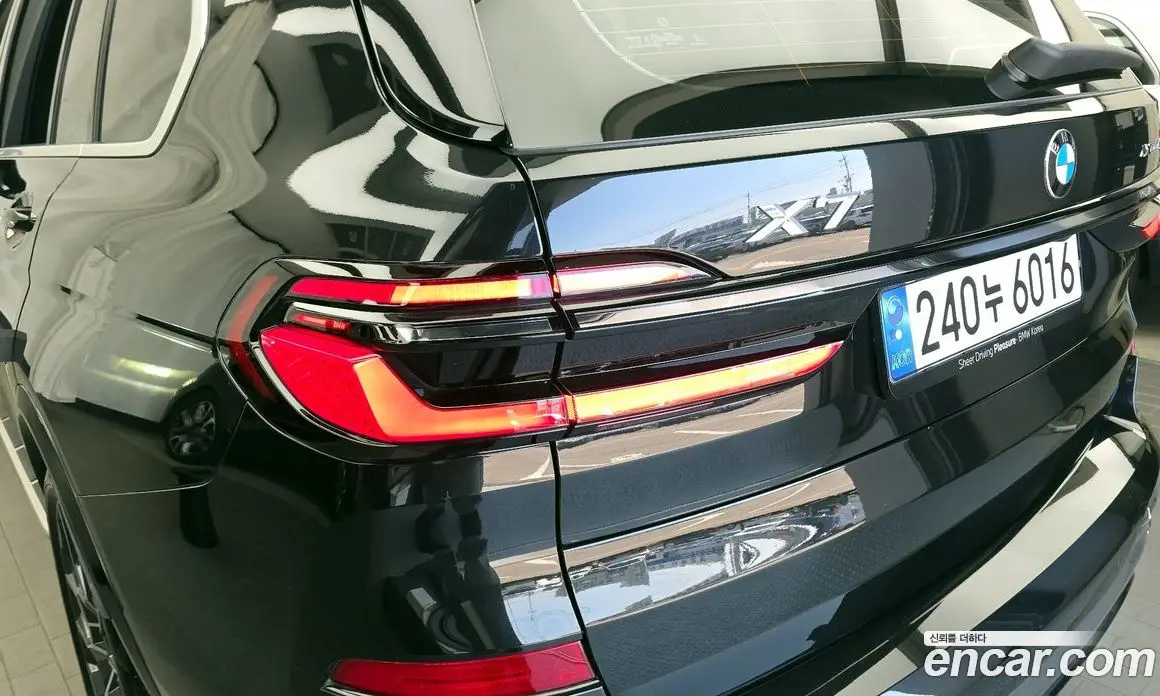 BMW X7 2024 3.0 автомат (гидро), фото 9