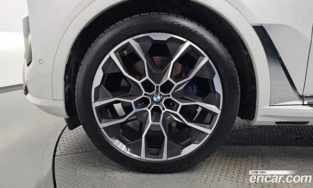 BMW X7 2024 3.0 автомат (гидро), миниатюра 4