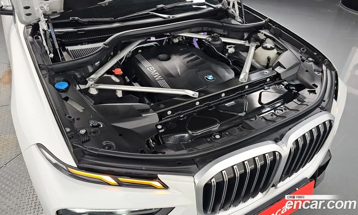BMW X7 2024 3.0 автомат (гидро), фото 5