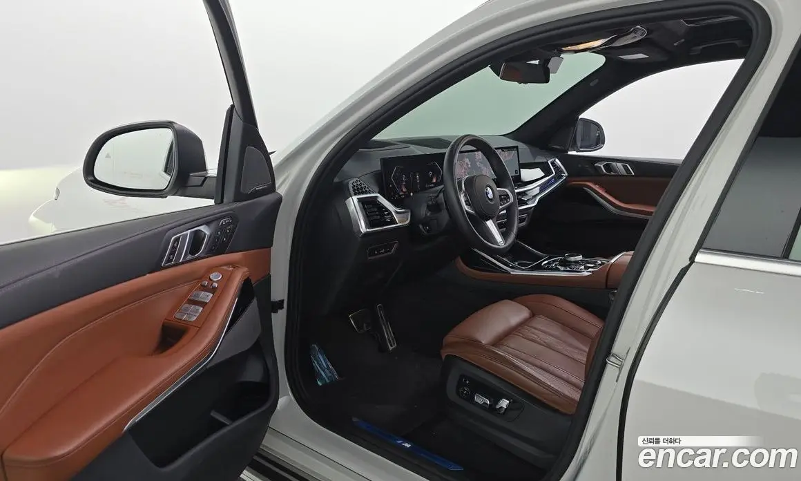 BMW X7 2024 3.0 автомат (гидро), фото 13