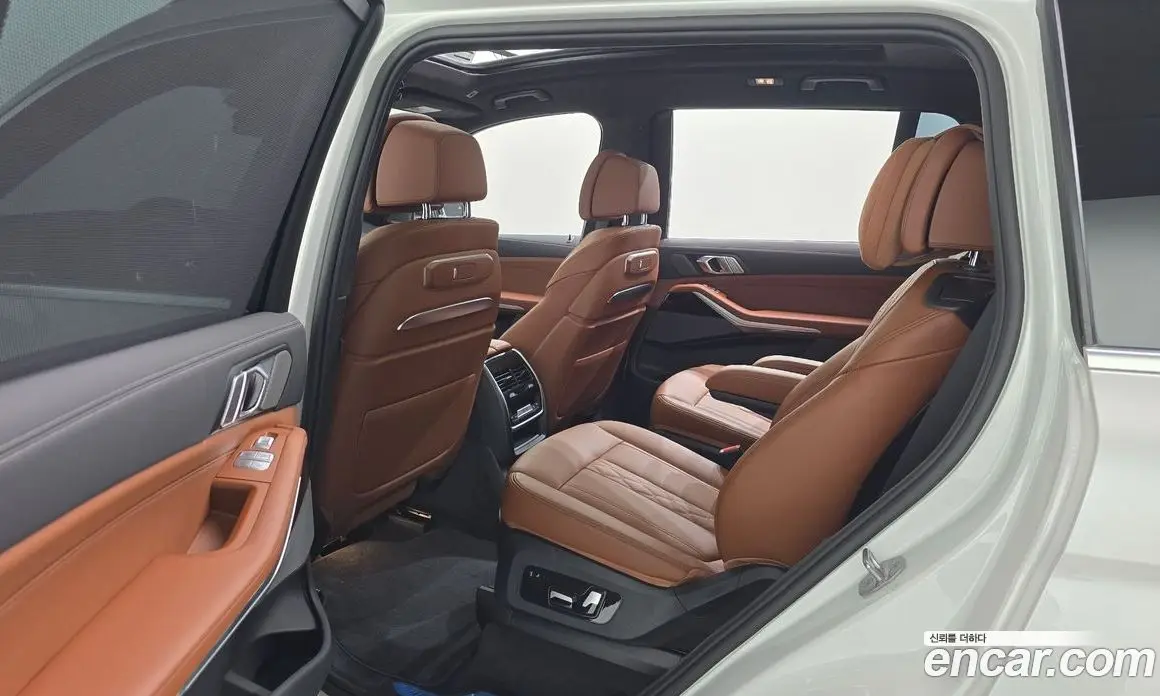 BMW X7 2024 3.0 автомат (гидро), фото 18