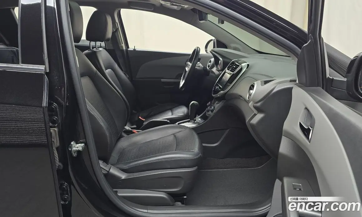 Chevrolet Aveo 2017 1.4 автомат (гидро), фото 15 Chevrolet Aveo 2017 1.4 автомат (гидро), фото 15