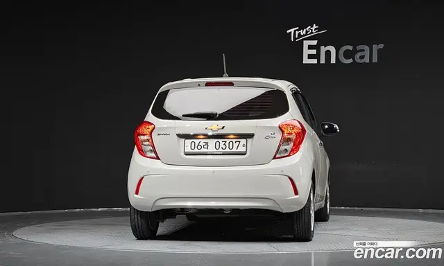 Chevrolet Spark 2015 1.0 автомат (гидро), миниатюра 4 Chevrolet Spark 2015 1.0 автомат (гидро), миниатюра 4
