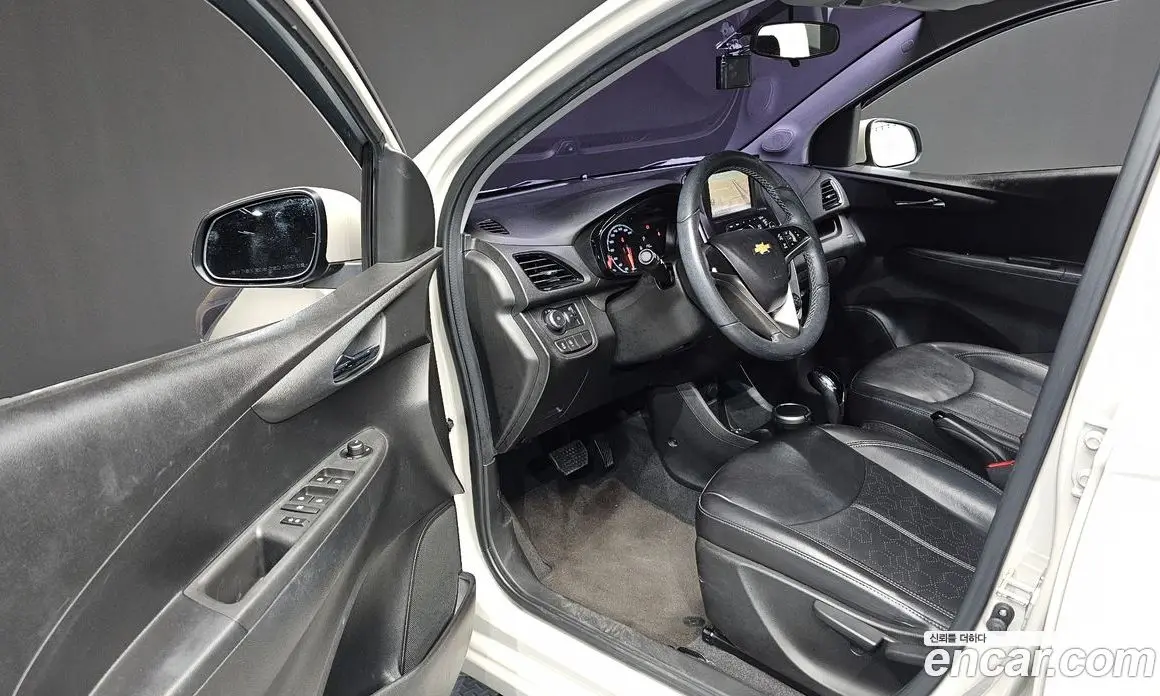 Chevrolet Spark 2015 1.0 автомат (гидро), фото 10 Chevrolet Spark 2015 1.0 автомат (гидро), фото 10