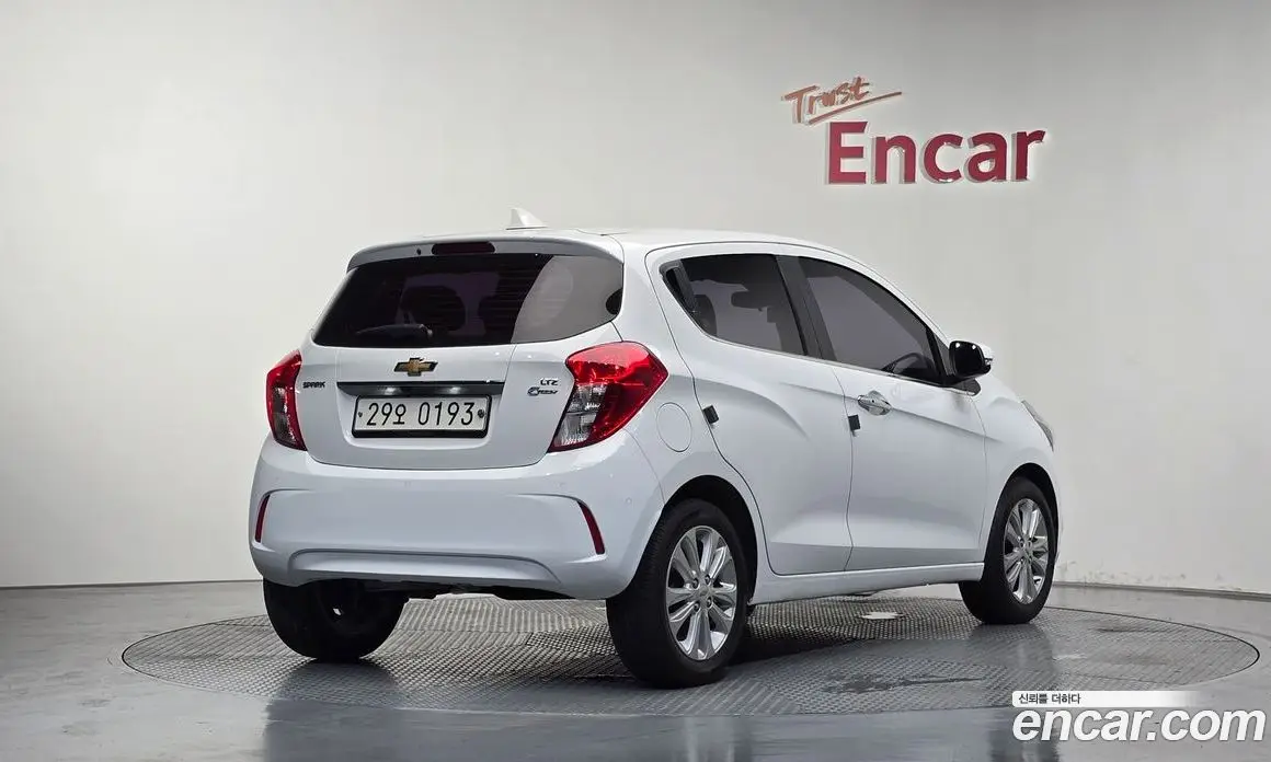 Chevrolet Spark 2016 1.0 автомат (гидро), фото 2 Chevrolet Spark 2016 1.0 автомат (гидро), фото 2