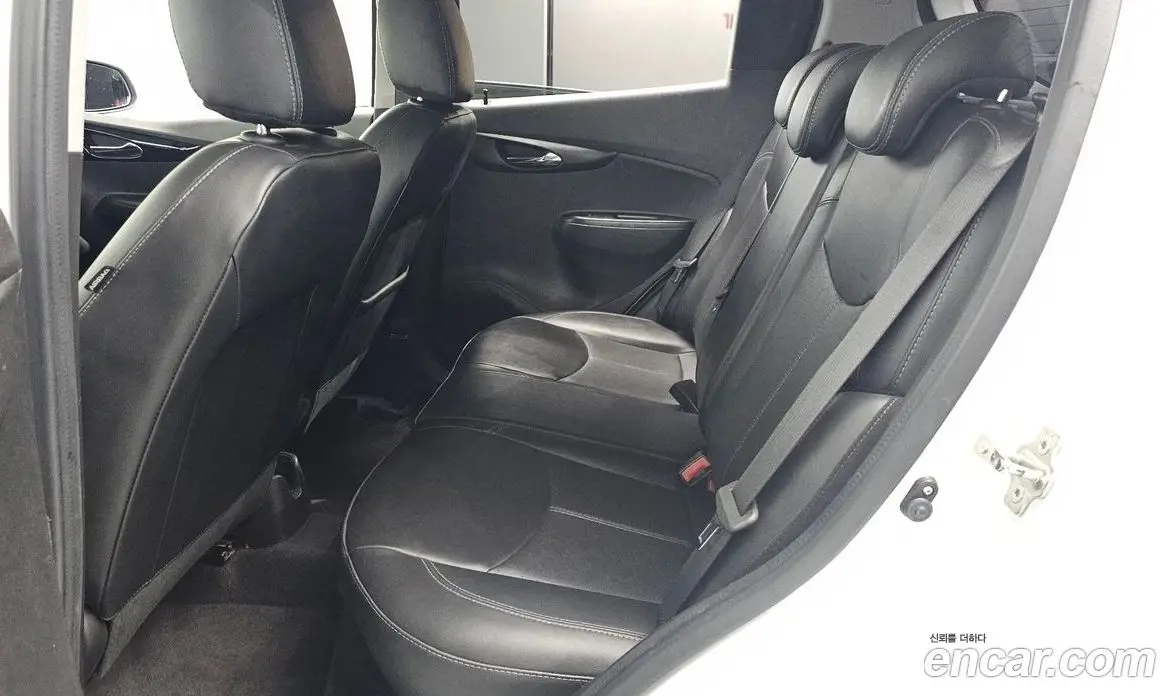 Chevrolet Spark 2017 1.0 автомат (гидро), фото 17