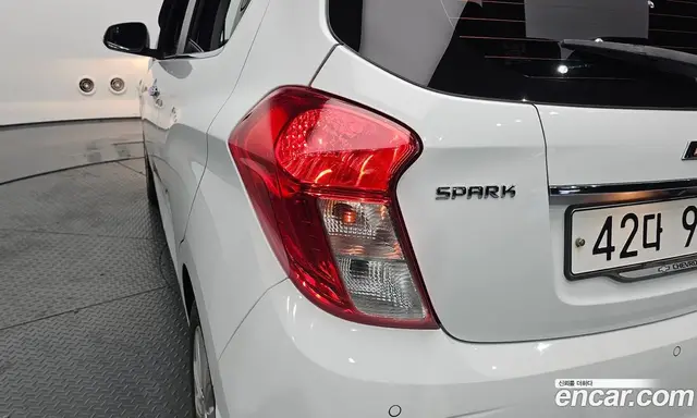 Chevrolet Spark 2017 1.0 автомат (гидро), миниатюра 9