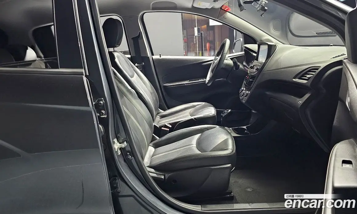 Chevrolet Spark 2018 1.0 автомат (гидро), фото 17