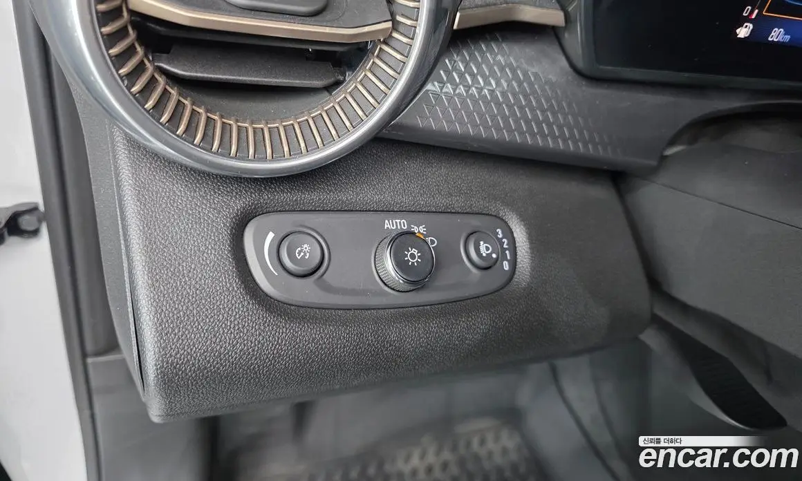 Chevrolet Trax 2023 1.2 автомат (гидро), фото 18