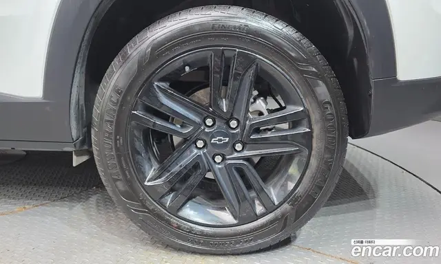 Chevrolet Trax 2023 1.2 автомат (гидро), миниатюра 7
