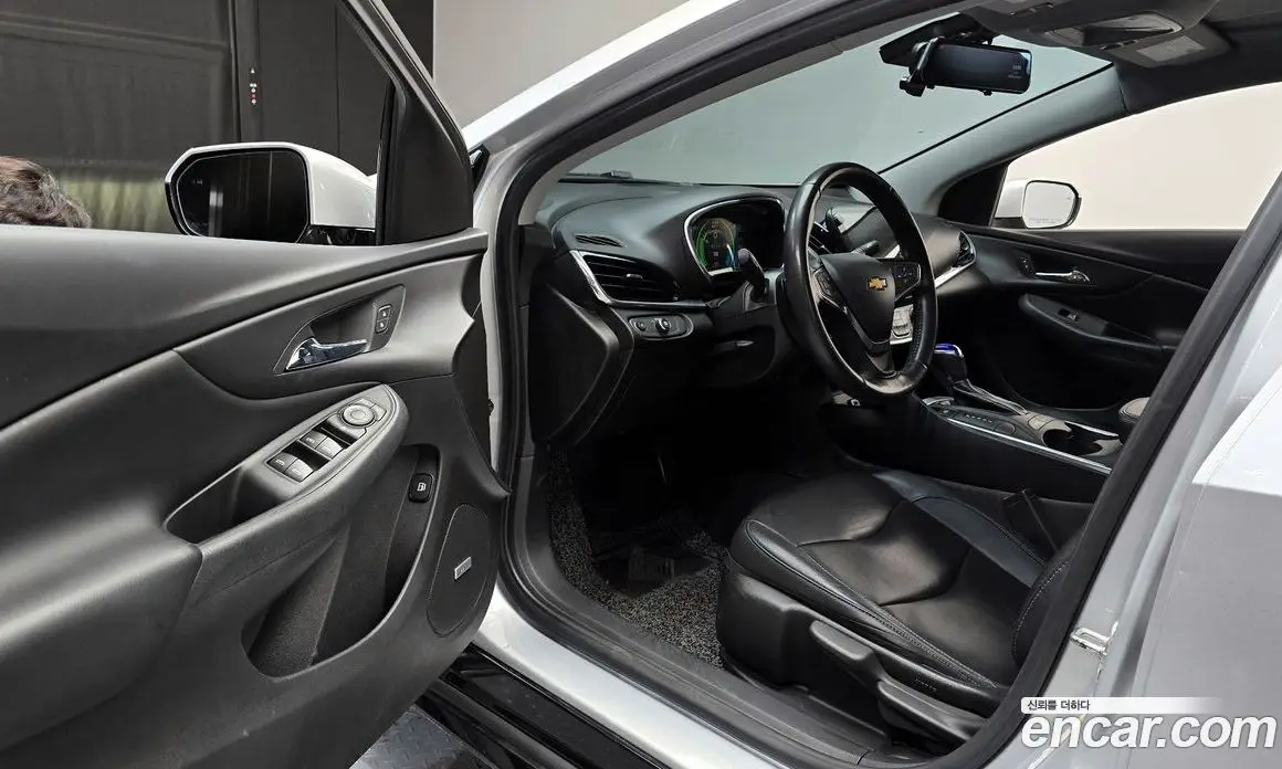 Chevrolet Volt 2018 1.5 автомат (гидро), фото 13