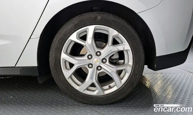 Chevrolet Volt 2018 1.5 автомат (гидро), миниатюра 7