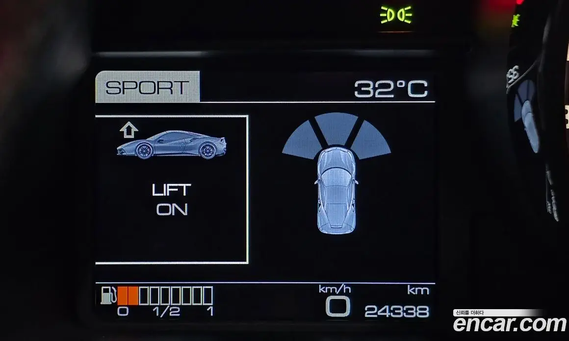 Ferrari 488 2018 3.9 автомат (гидро), фото 19