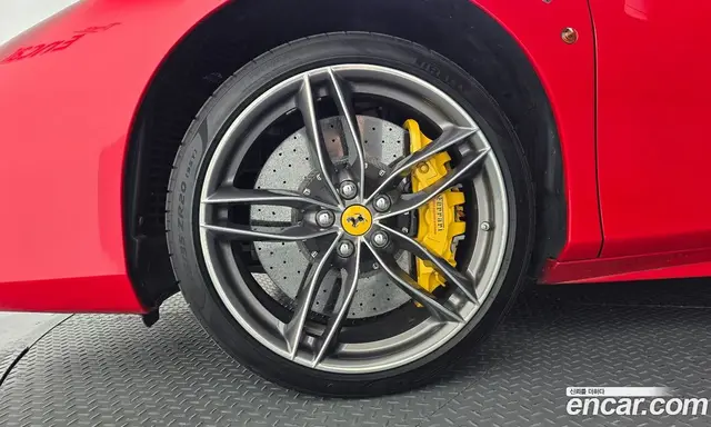 Ferrari 488 2018 3.9 автомат (гидро), миниатюра 5