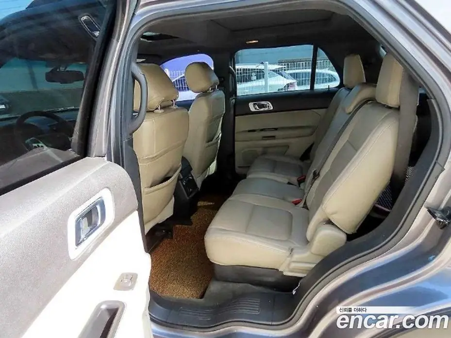 Ford Explorer 2014 2.0 автомат (гидро), фото 6 Ford Explorer 2014 2.0 автомат (гидро), фото 6
