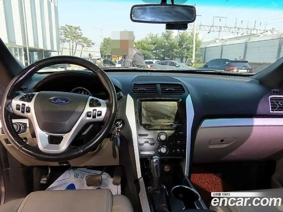 Ford Explorer 2014 2.0 автомат (гидро), фото 7 Ford Explorer 2014 2.0 автомат (гидро), фото 7