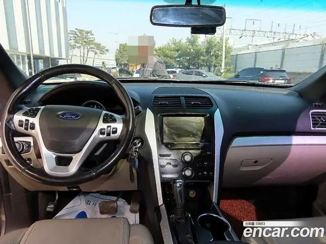 Ford Explorer 2014 2.0 автомат (гидро), миниатюра 7 Ford Explorer 2014 2.0 автомат (гидро), миниатюра 7