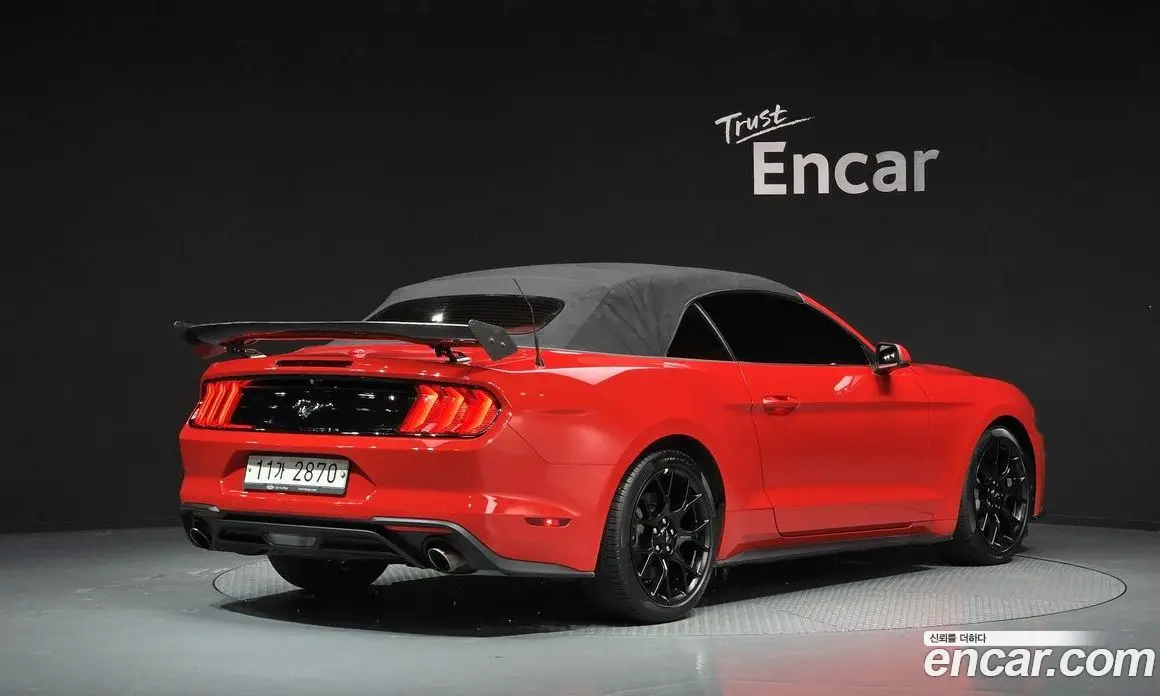 Ford Mustang 2019 2.3 автомат (гидро), фото 2 Ford Mustang 2019 2.3 автомат (гидро), фото 2