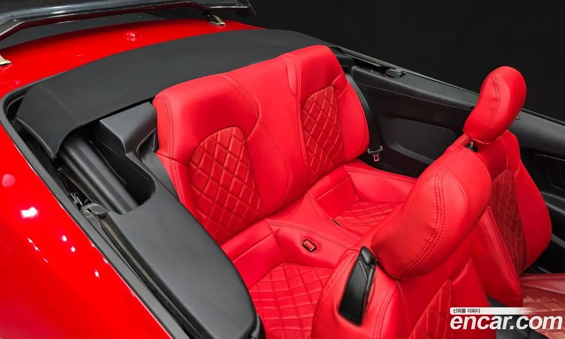 Ford Mustang 2019 2.3 автомат (гидро), фото 17 Ford Mustang 2019 2.3 автомат (гидро), фото 17