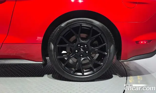 Ford Mustang 2019 2.3 автомат (гидро), миниатюра 7 Ford Mustang 2019 2.3 автомат (гидро), миниатюра 7